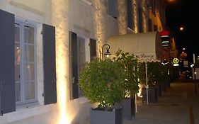 Logis Hotel - Restaurant Maison Claude Darroze